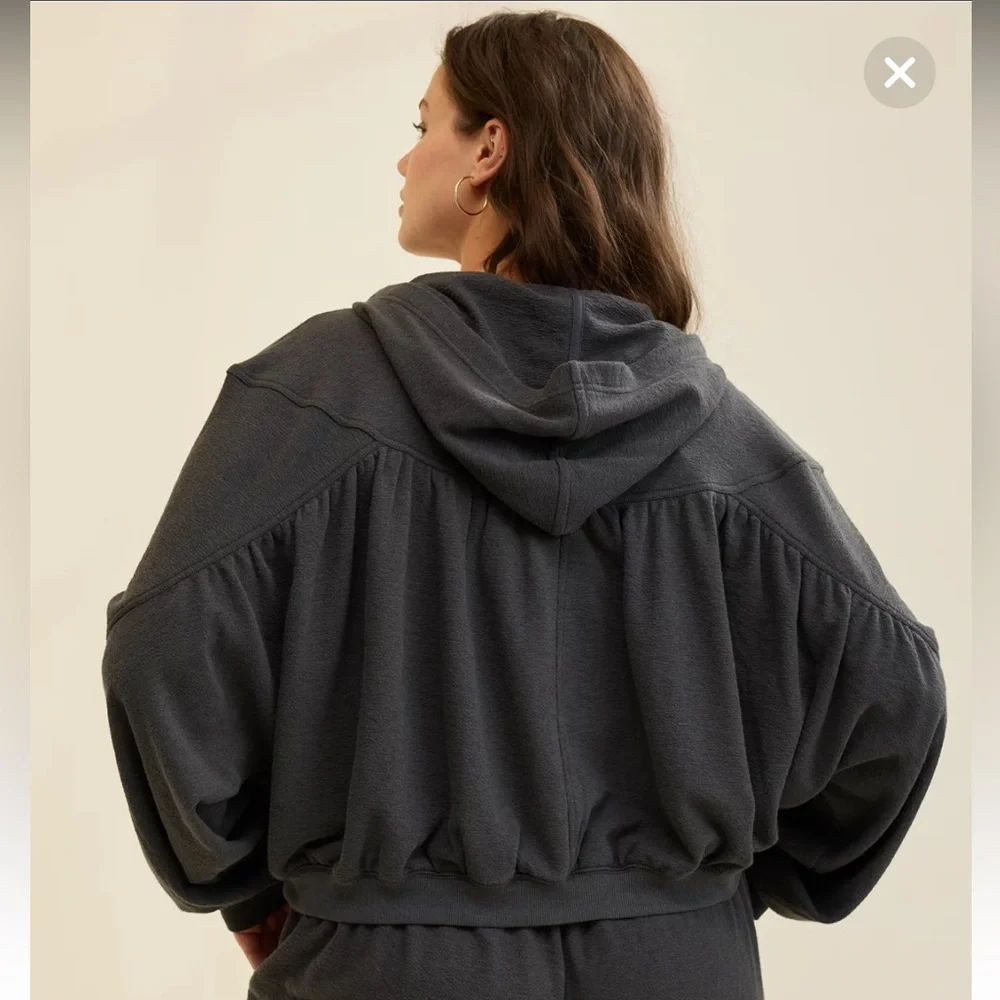aerie Charcoal Gray Zip-Up Hoodie - Picture 4 of 7